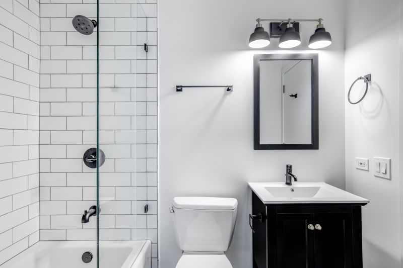 Modern Master Bathrooms